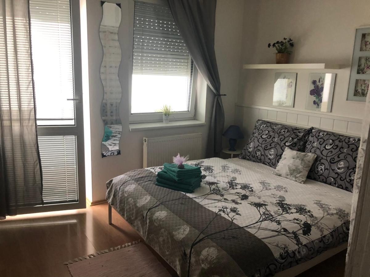 Terrace Apartment S 1 Spalnou Sofia-Parking & Wifi Pozsony Kültér fotó