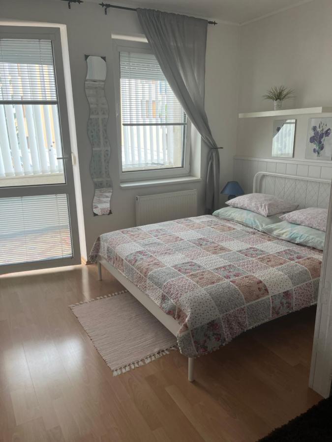 Terrace Apartment S 1 Spalnou Sofia-Parking & Wifi Pozsony Kültér fotó