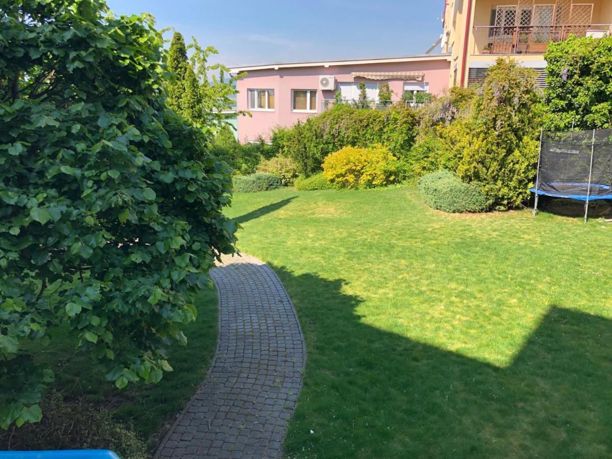 Terrace Apartment S 1 Spalnou Sofia-Parking & Wifi Pozsony Kültér fotó