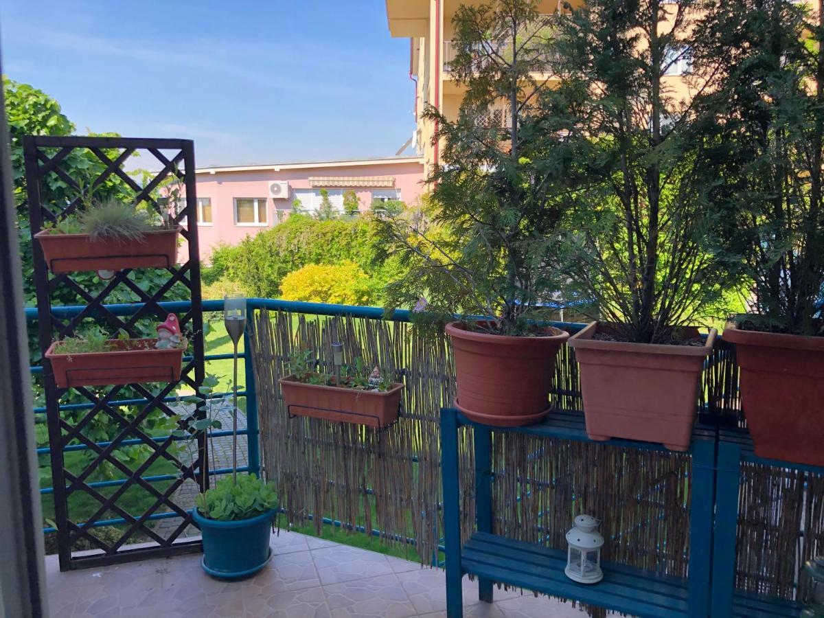 Terrace Apartment S 1 Spalnou Sofia-Parking & Wifi Pozsony Kültér fotó